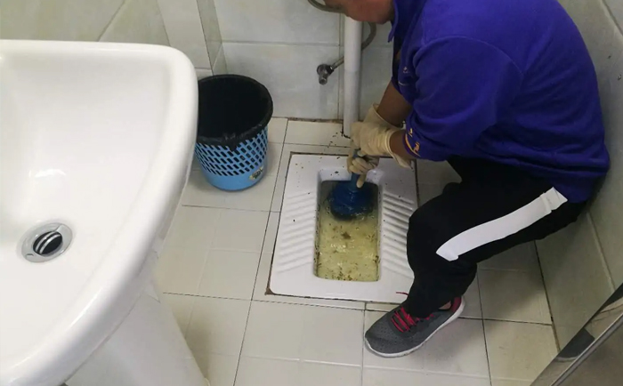 逊克疏通蹲坑